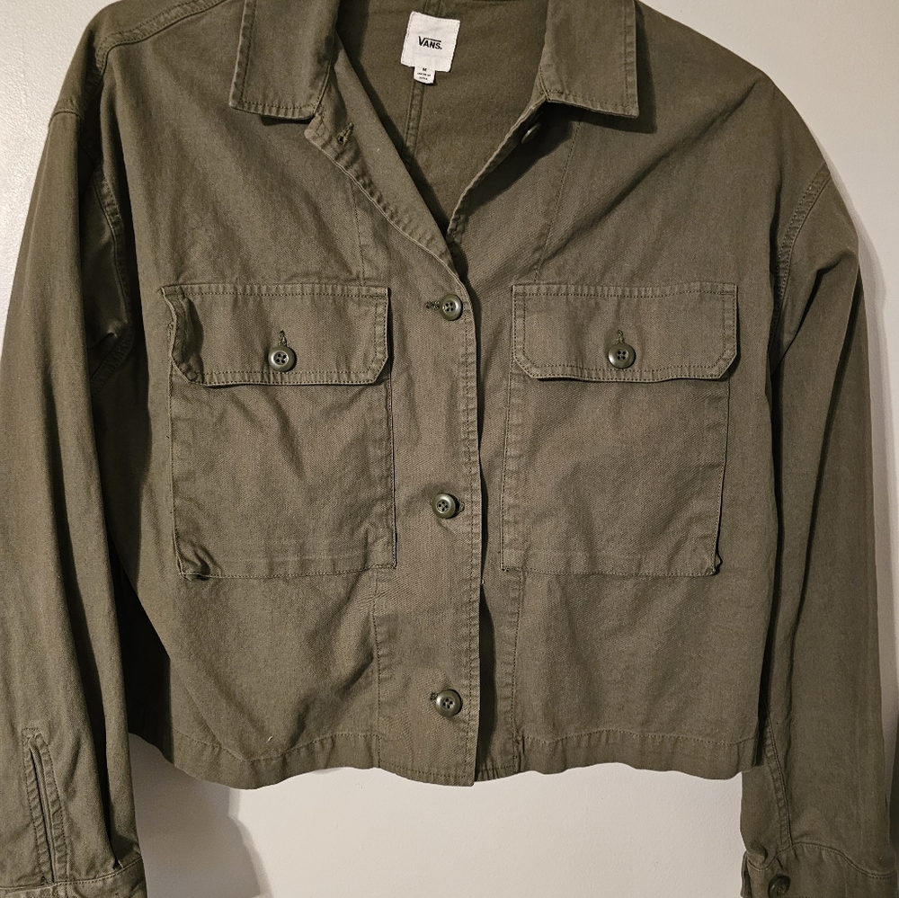 Like New Women's Vans cropped army green jacket size M fits more like a L